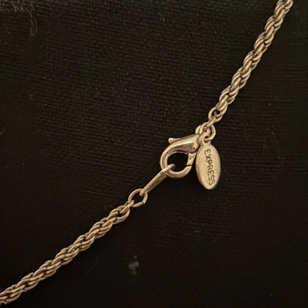NWOT Rhinestone Cross ❤️ - Picture 3 of 3